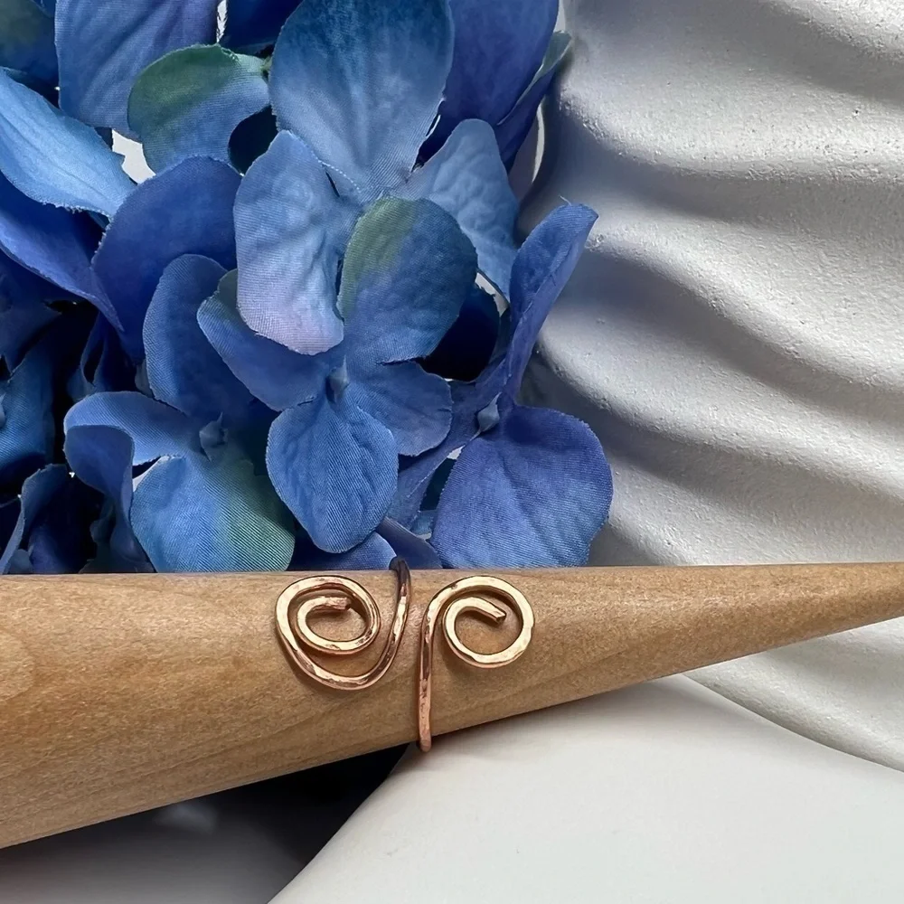 Hammered Copper Swirl Ring